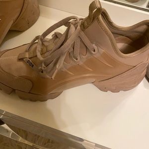 DIOR sneakers!